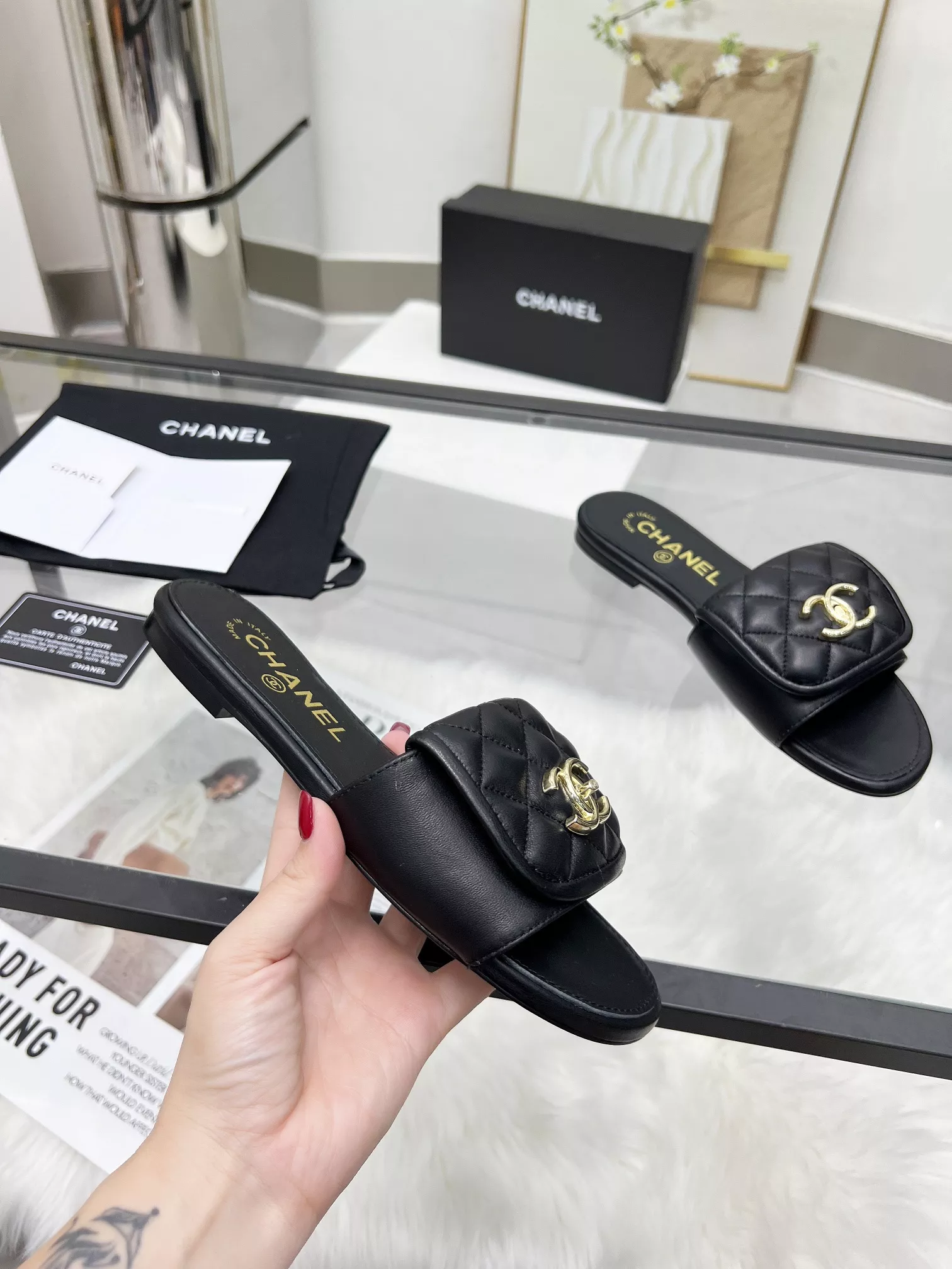 Chanel Slippers For Women Resilient 268