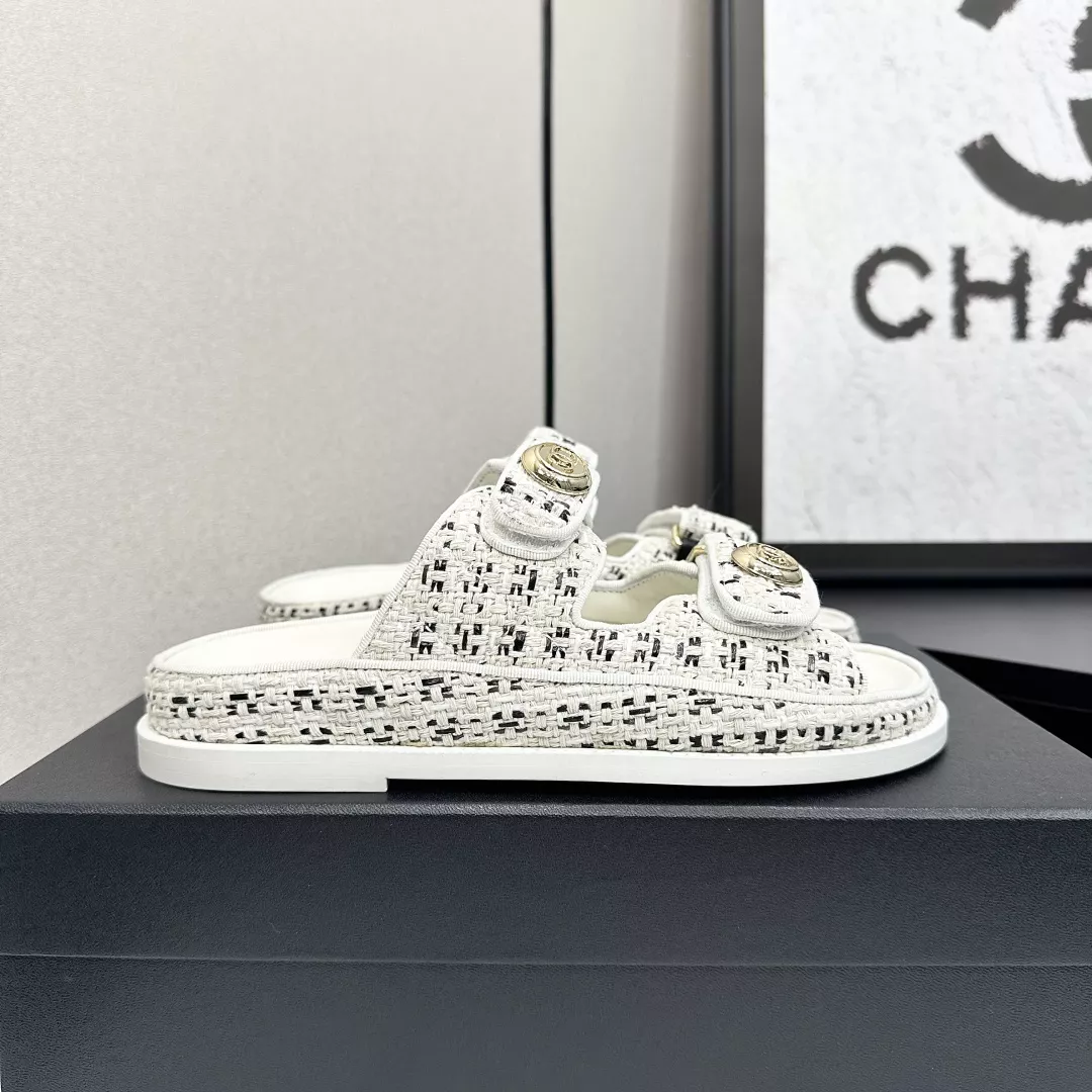 Chanel Slippers For Women Soft 3999