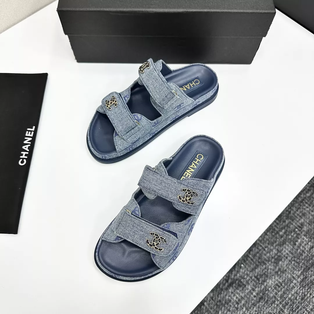 Chanel Slippers For Women StreetReady 6179