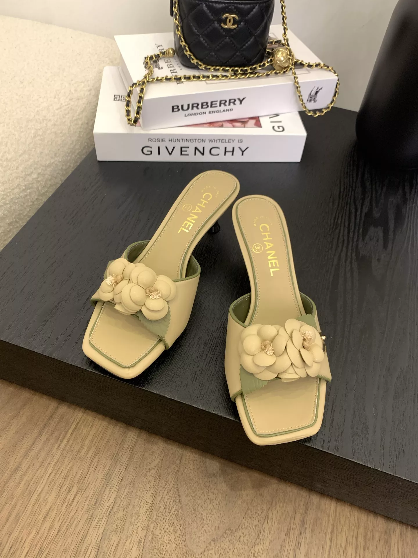 Chanel Slippers For Women Timeless 2938