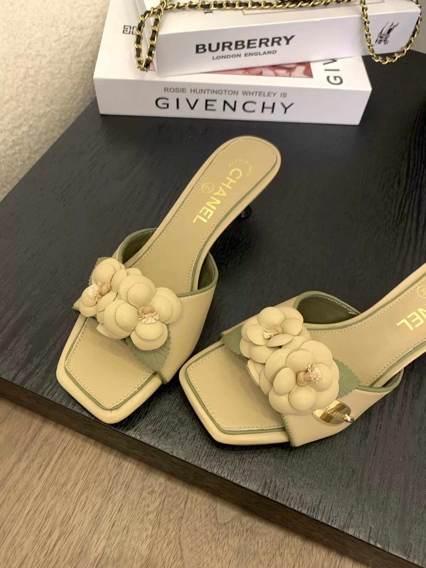 Chanel Slippers For Women Timeless 2938