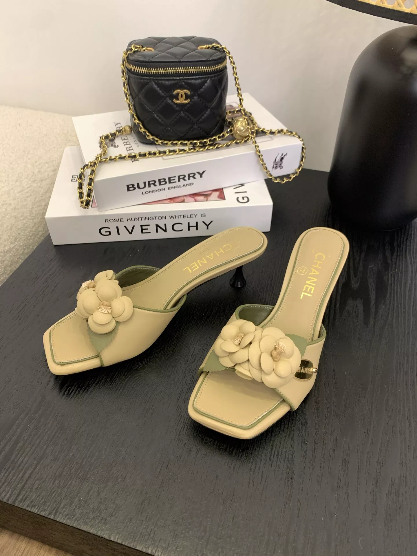 Chanel Slippers For Women Timeless 2938