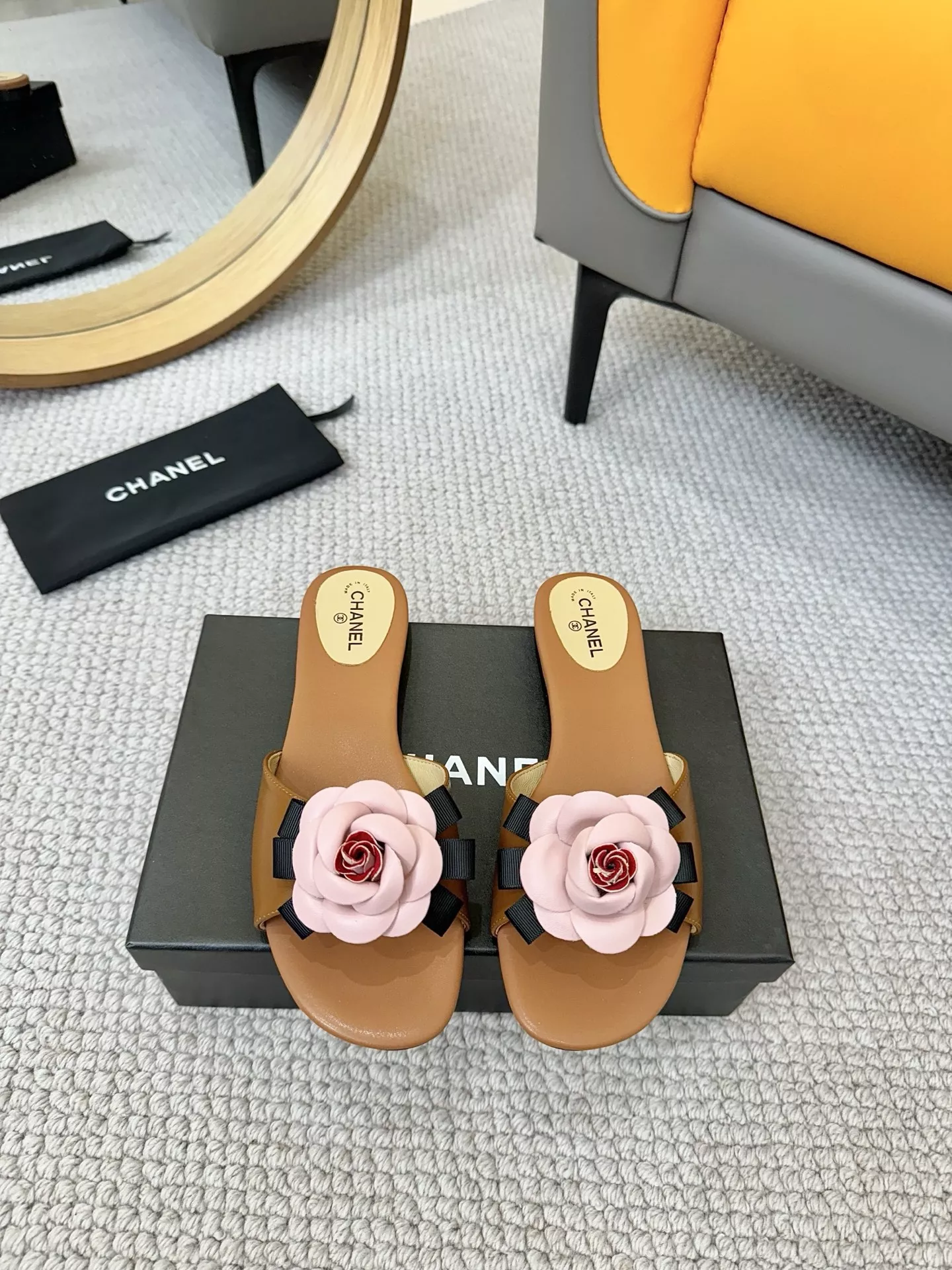 Chanel Slippers For Women Timeless 8136