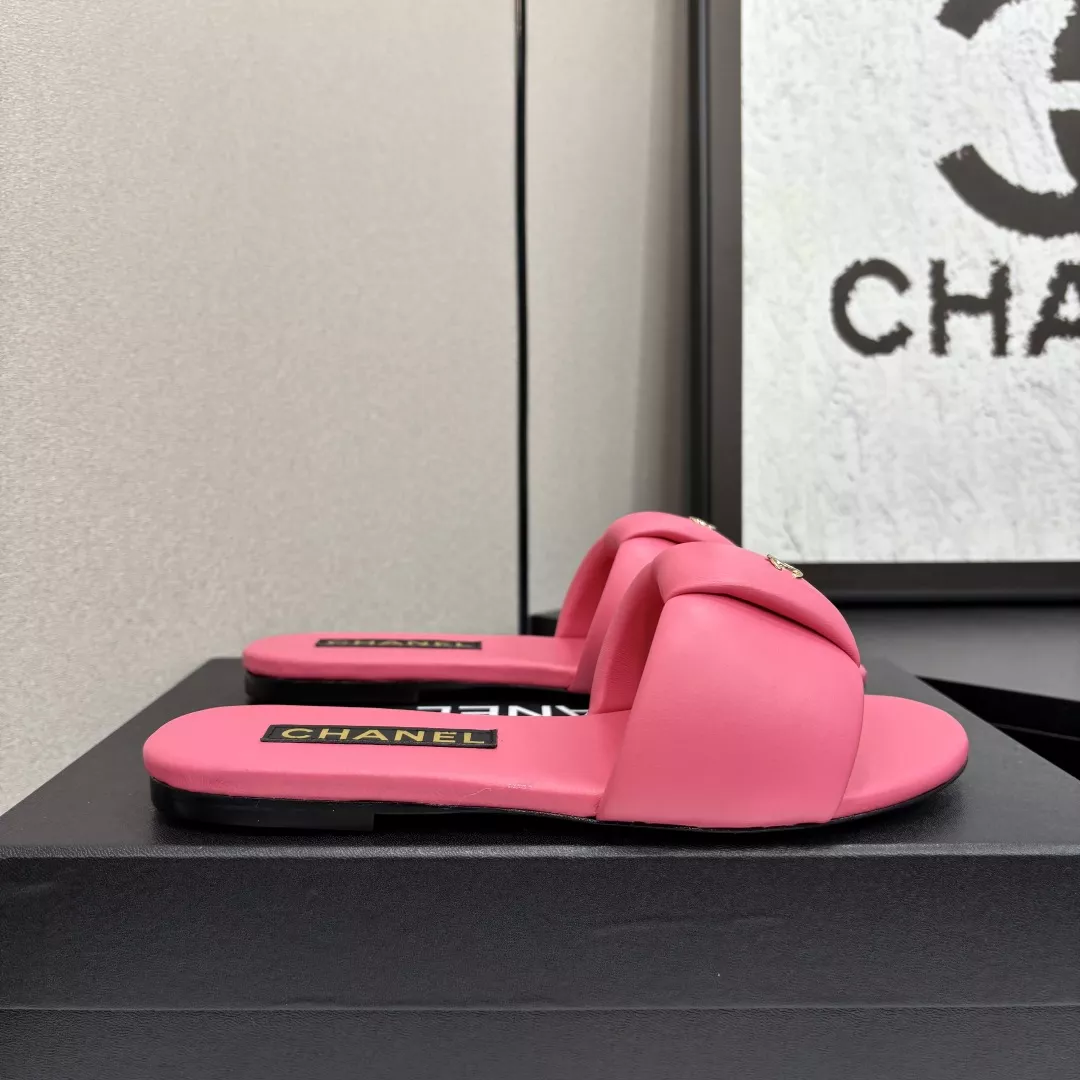 Chanel Slippers For Women UrbanStyle 9772