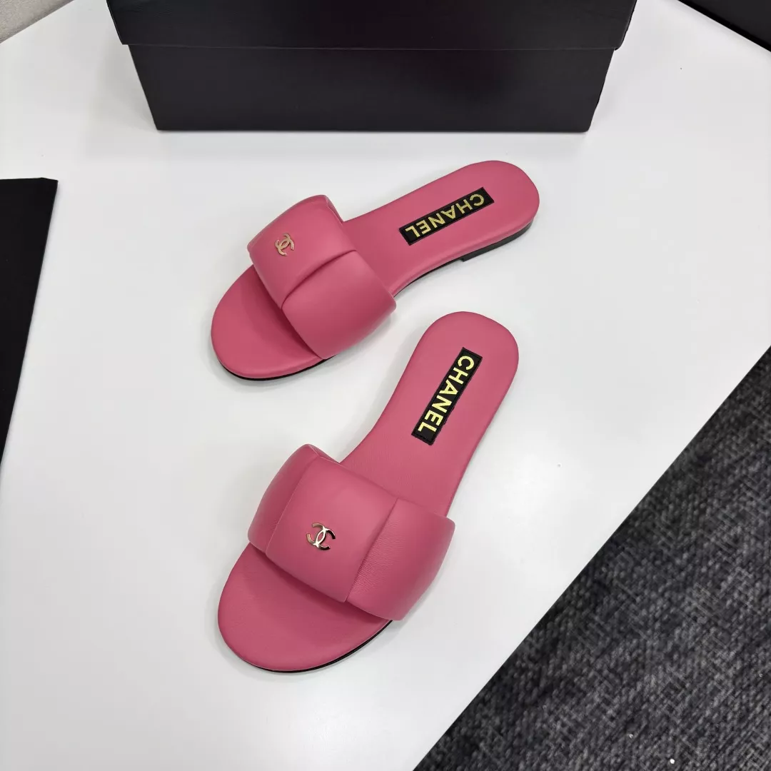 Chanel Slippers For Women UrbanStyle 9772