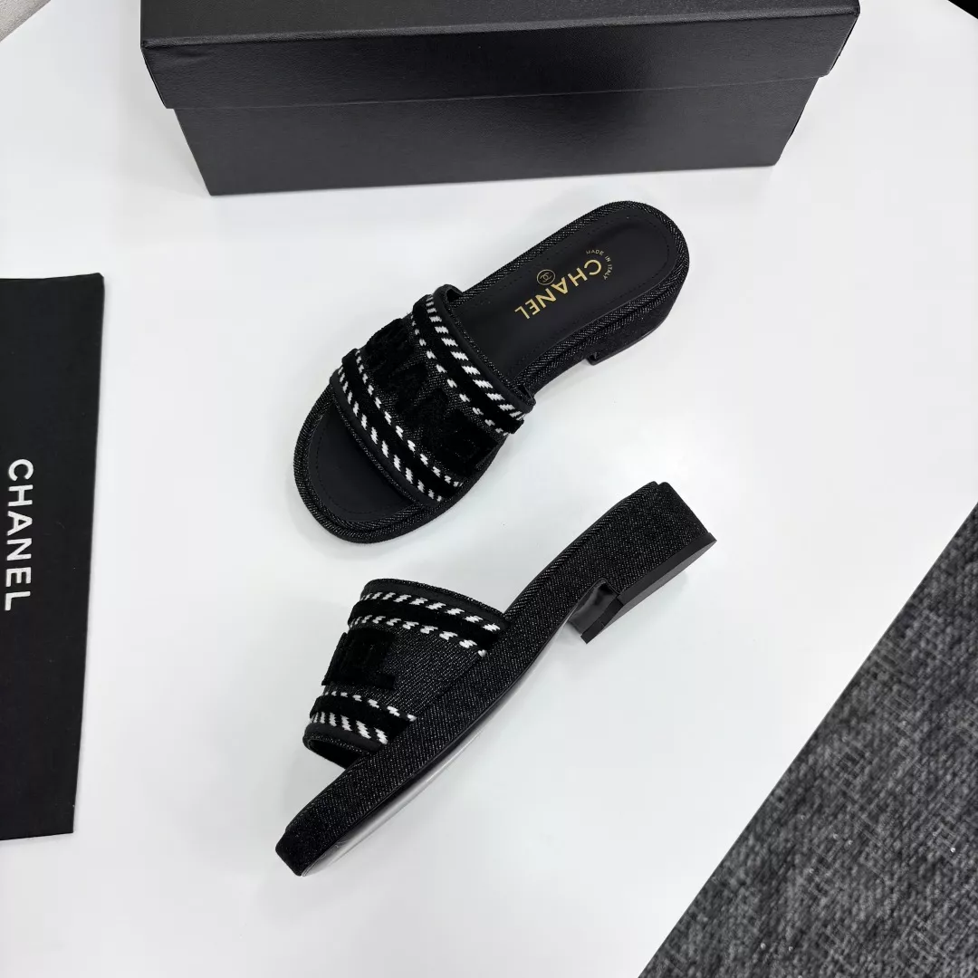 Chanel Slippers For Women Vibrant 5853