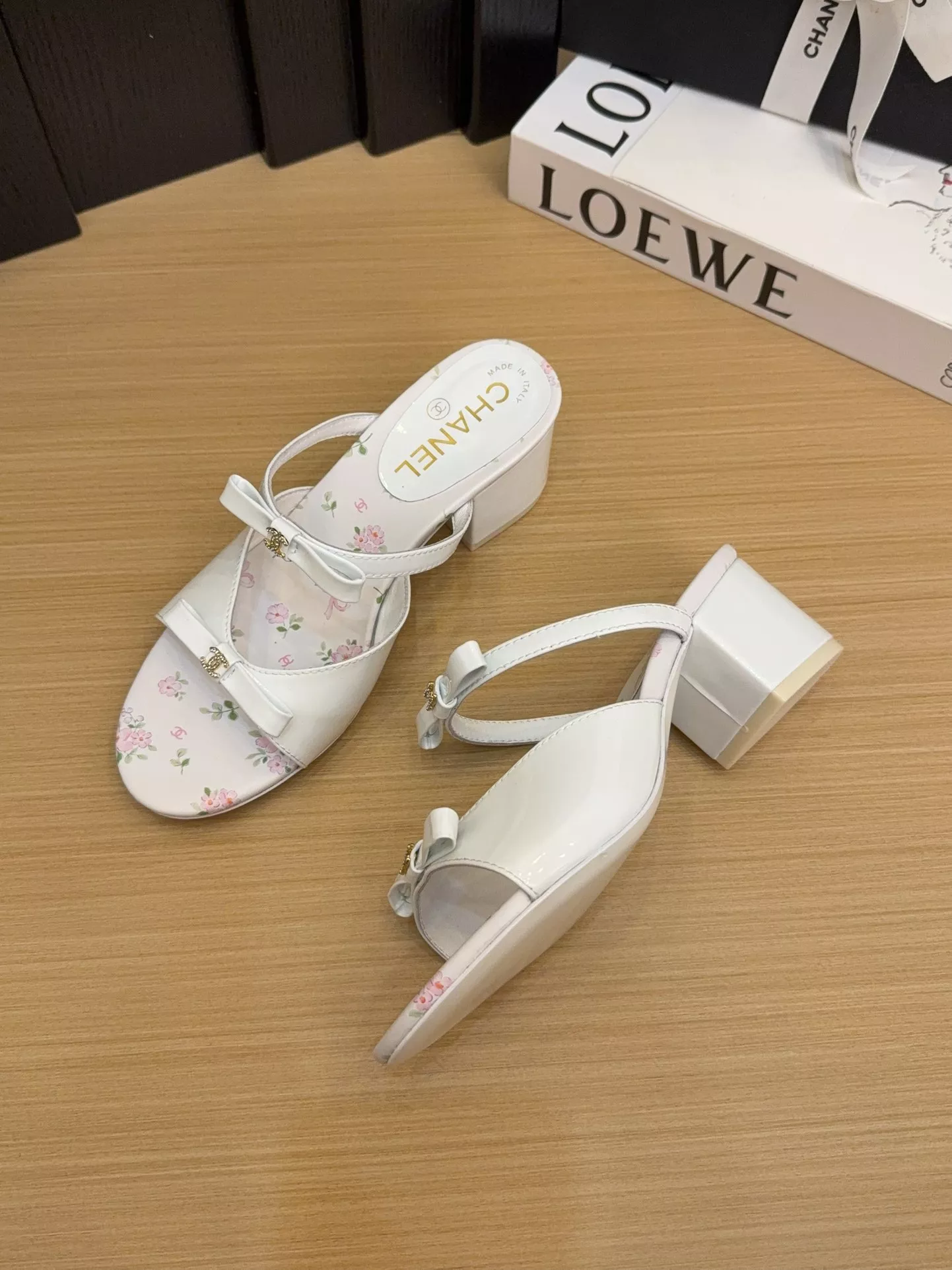 Chanel Slippers For Women WellDesigned 6247