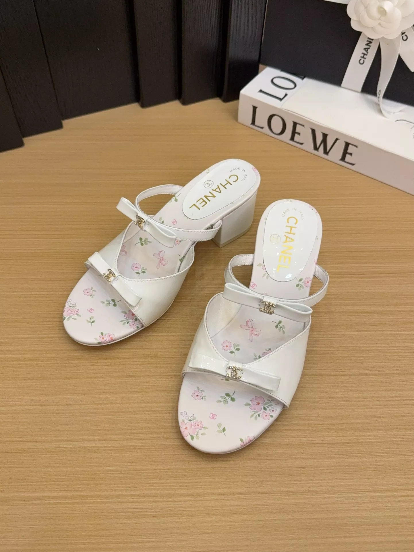 Chanel Slippers For Women WellDesigned 6247