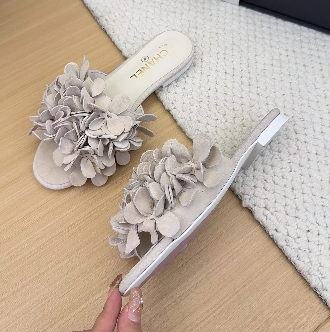 Chanel Slippers For Women WellDesigned 9322