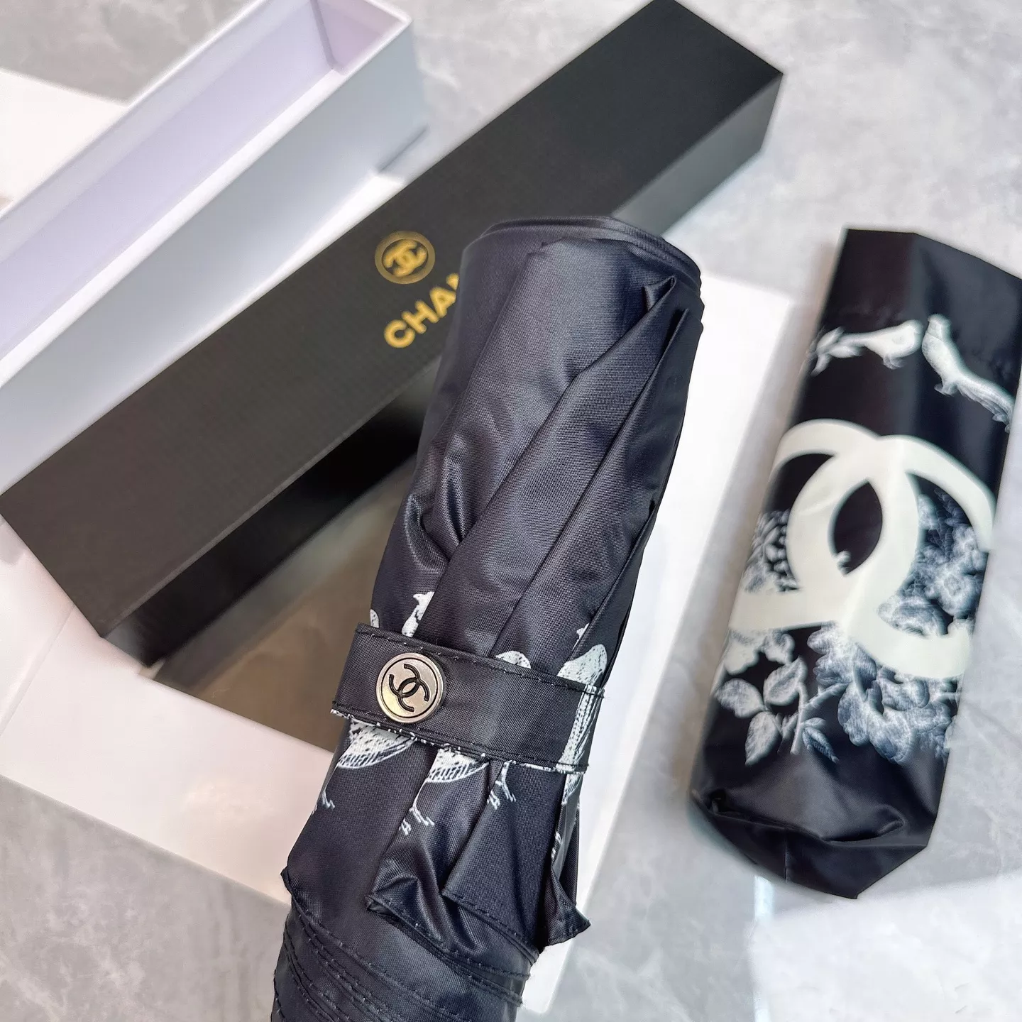 Chanel Umbrellas Functional 3737