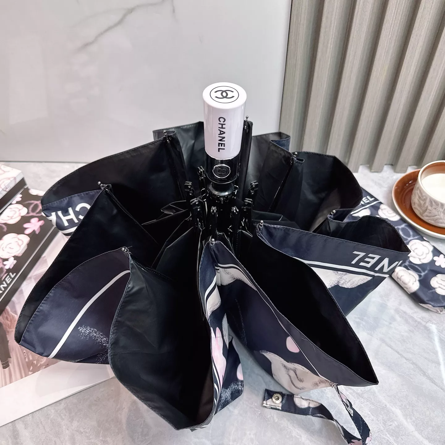 Chanel Umbrellas Vibrant 3237