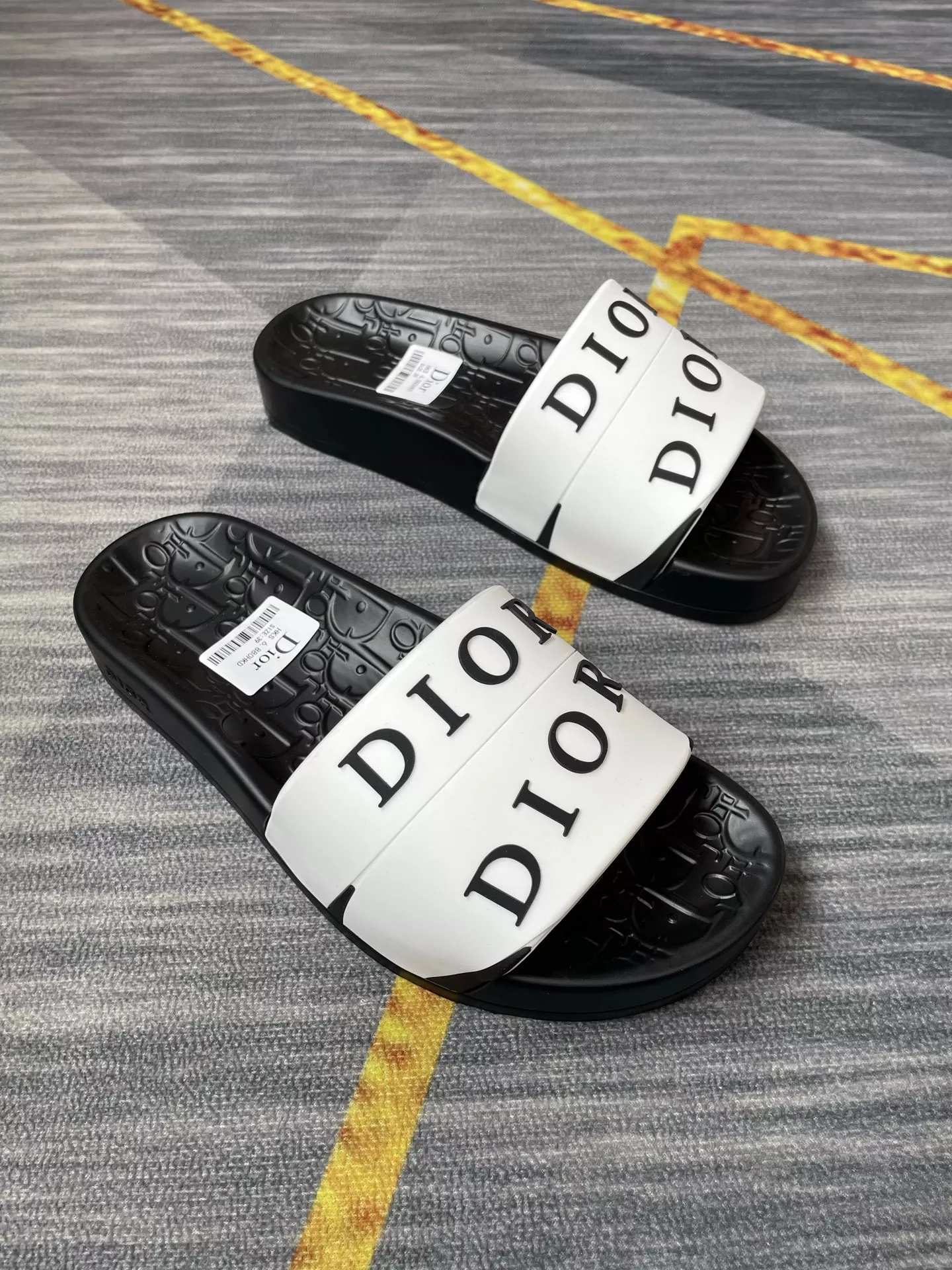 Christian Dior  Slippers For Men Resilient 3173