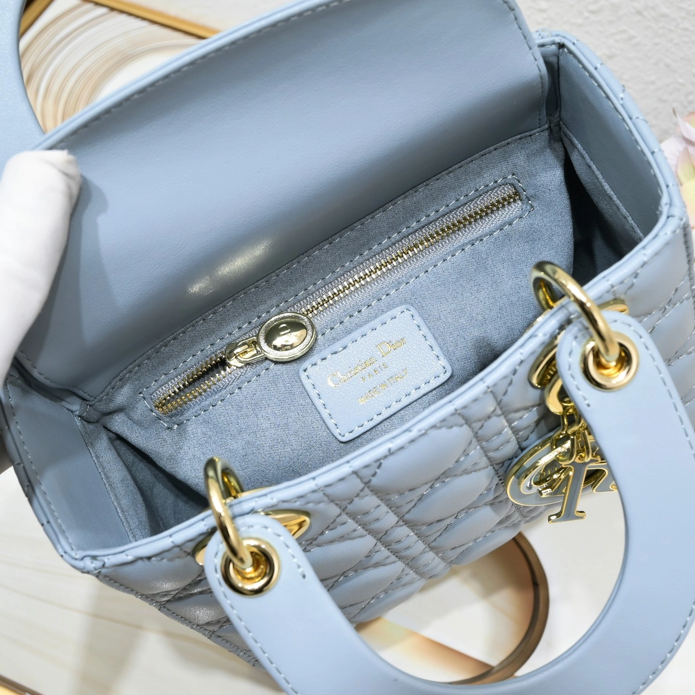 Christian Dior AAA Handbags For Women Vibrant 4211