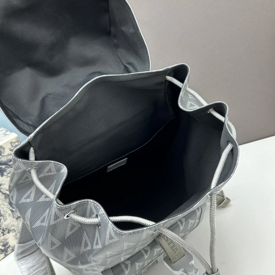 Christian Dior AAA Man Backpacks AllSeason 1012