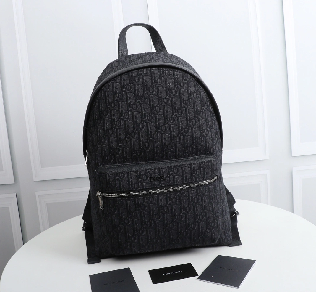 Christian Dior AAA Man Backpacks BestValue 433