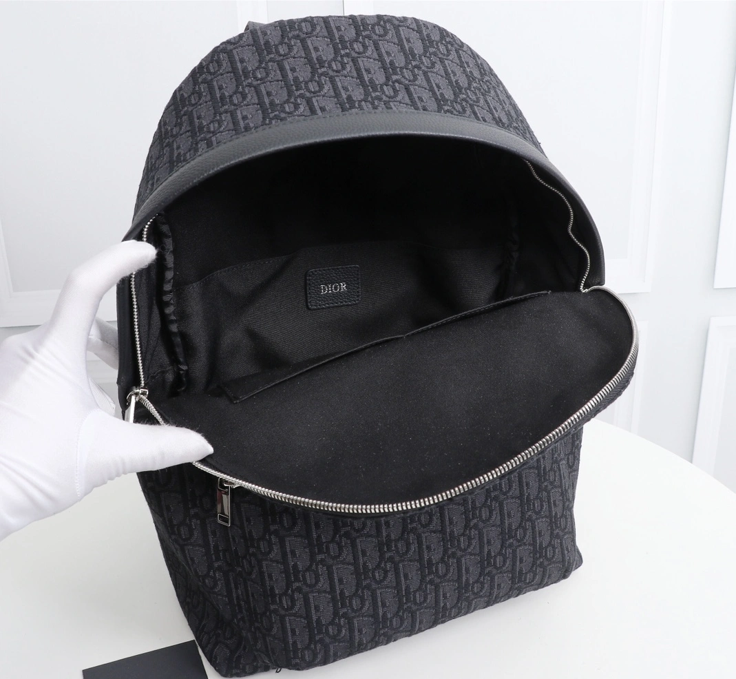 Christian Dior AAA Man Backpacks BestValue 433