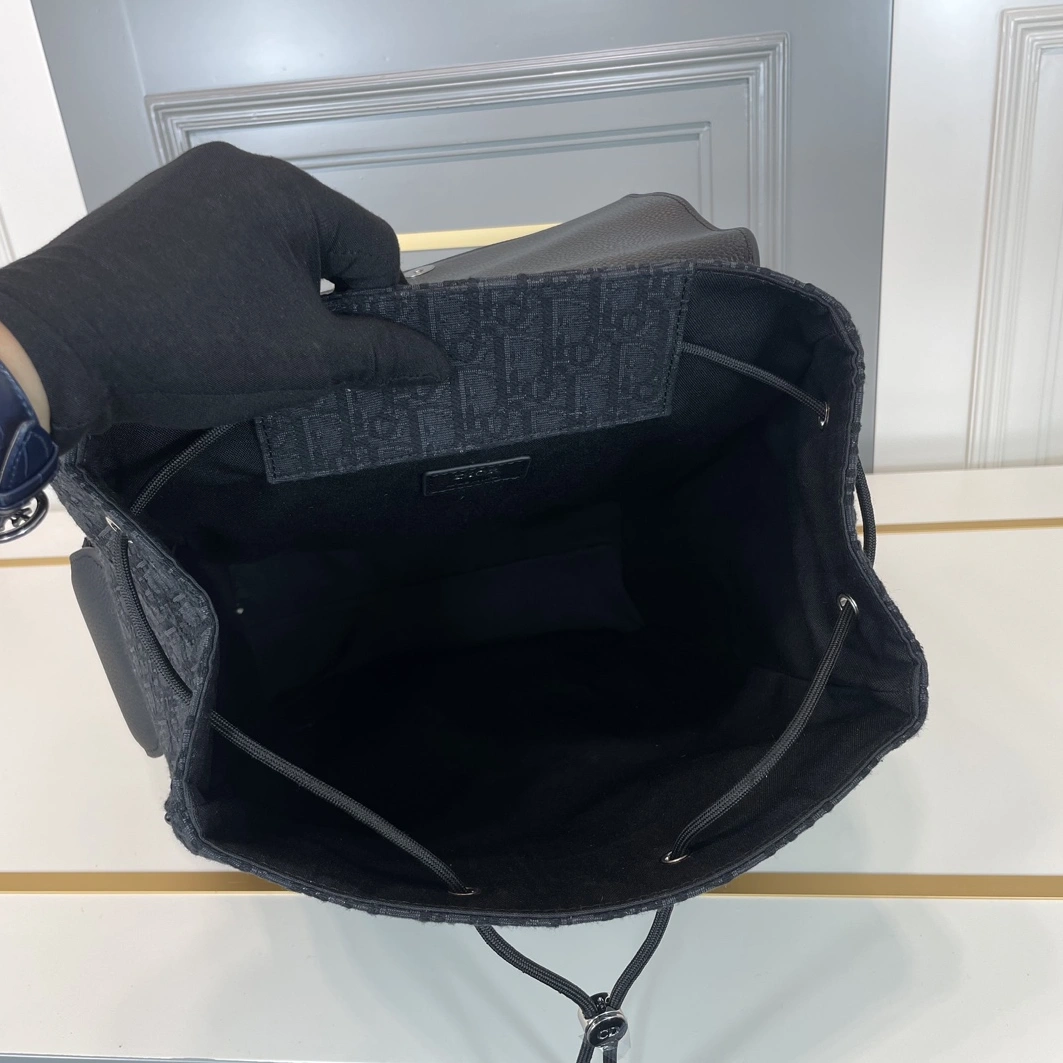 Christian Dior AAA Man Backpacks BestValue 5465