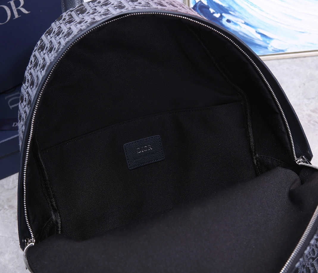 Christian Dior AAA Man Backpacks Breathable 416