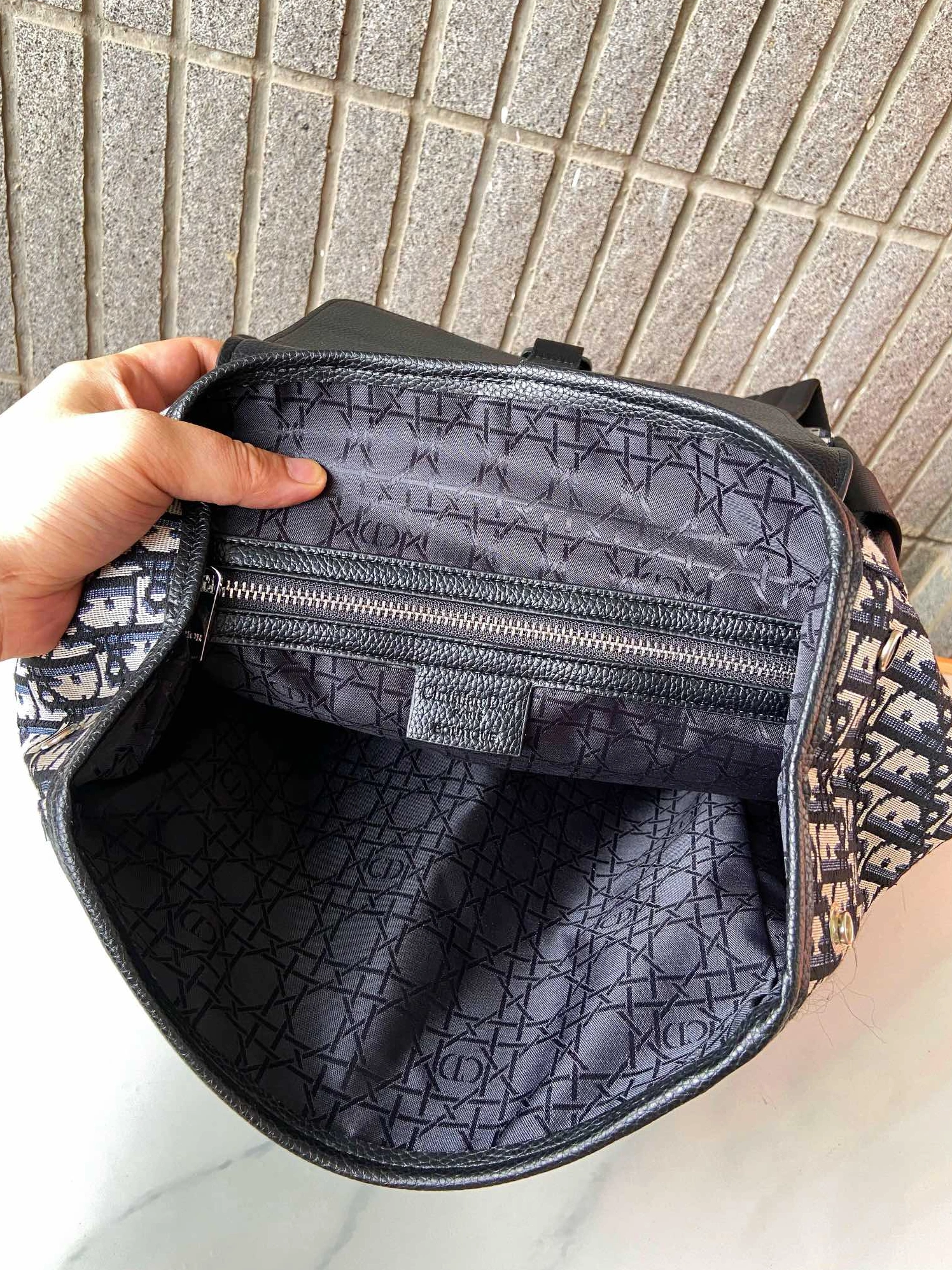 Christian Dior AAA Man Backpacks Classic 5388