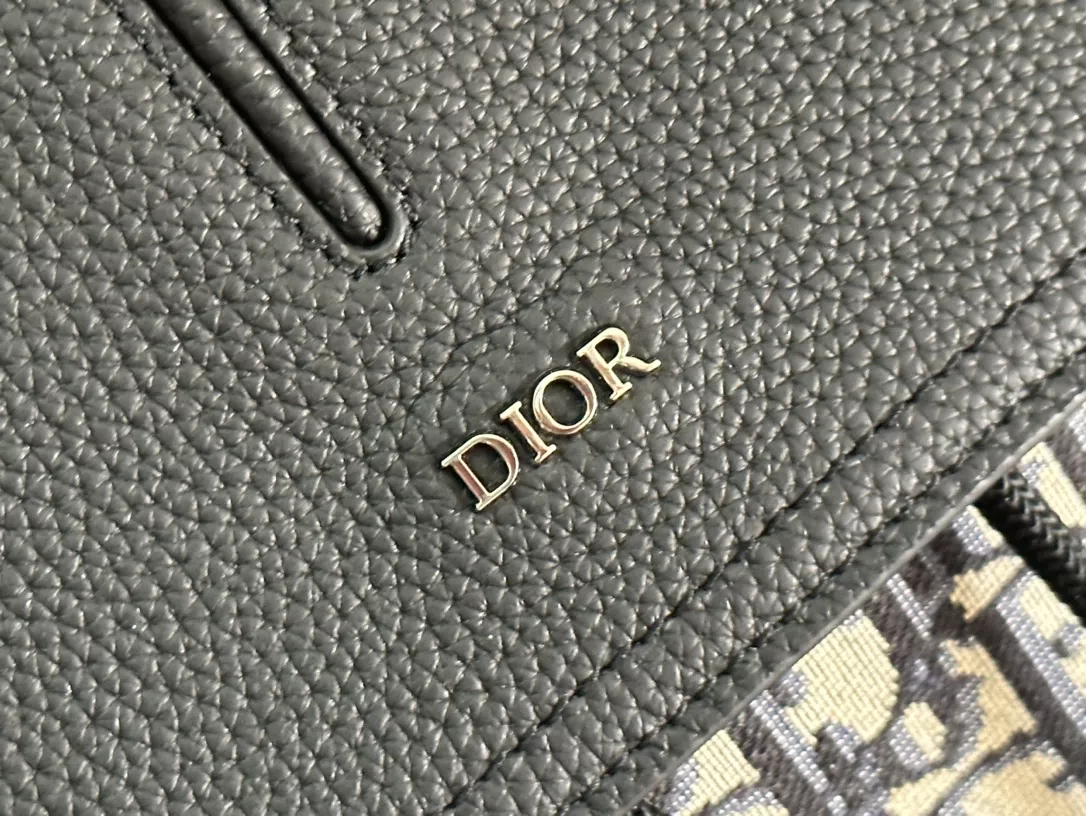 Christian Dior AAA Man Backpacks Comfortable 4657