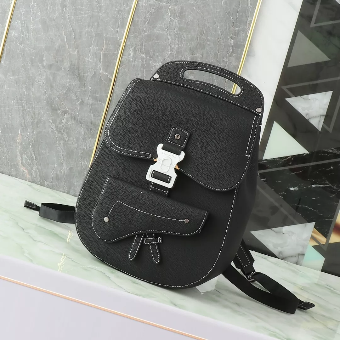 Christian Dior AAA Man Backpacks Durable 8006