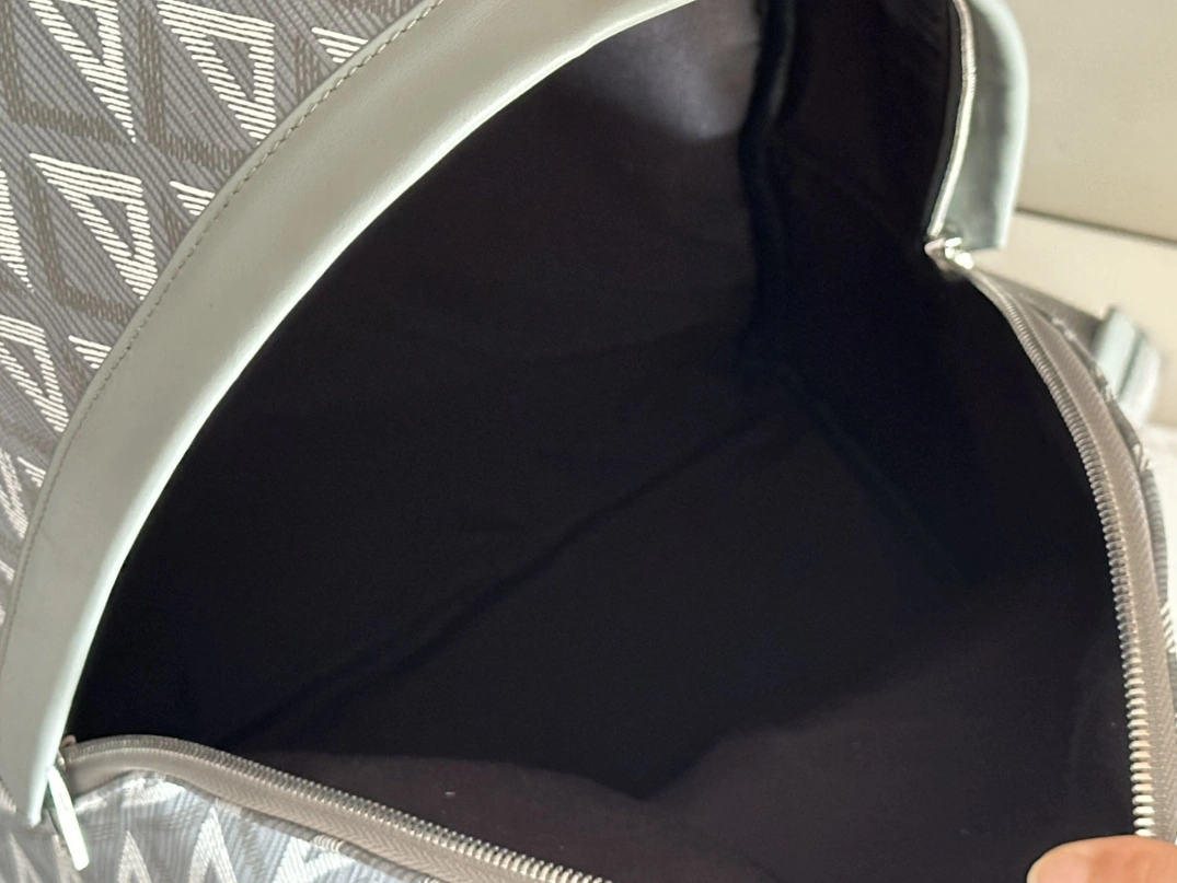 Christian Dior AAA Man Backpacks EyeCatching 2677