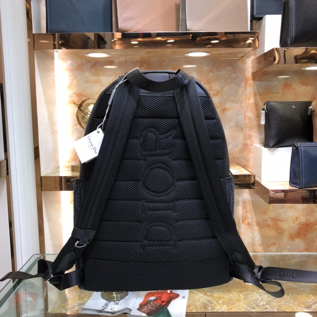 Christian Dior AAA Man Backpacks Minimalist 6298
