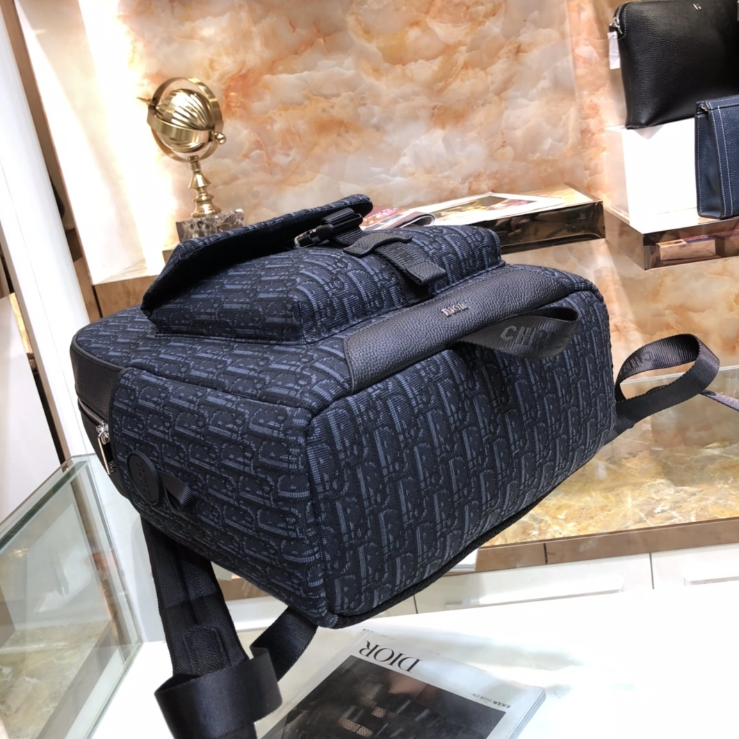 Christian Dior AAA Man Backpacks Minimalist 6298