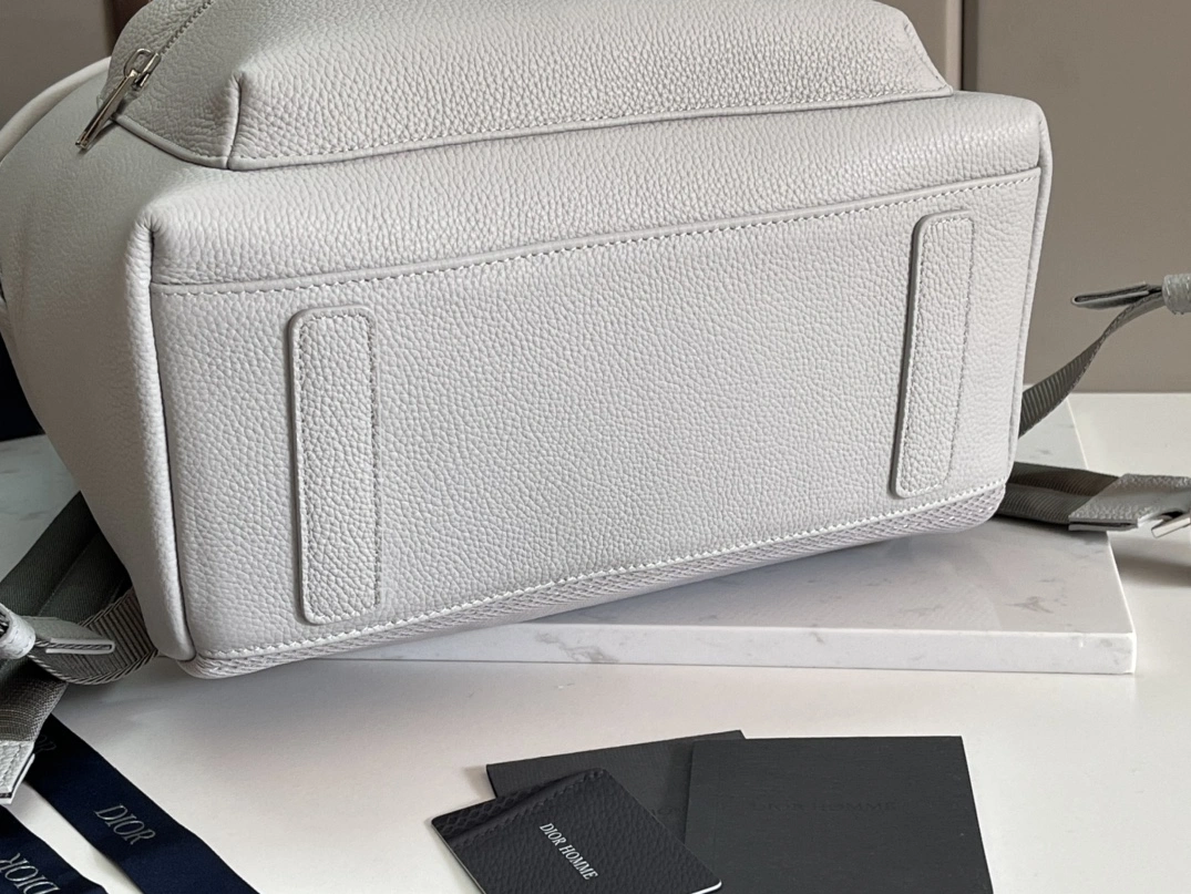 Christian Dior AAA Man Backpacks SportInspired 7922