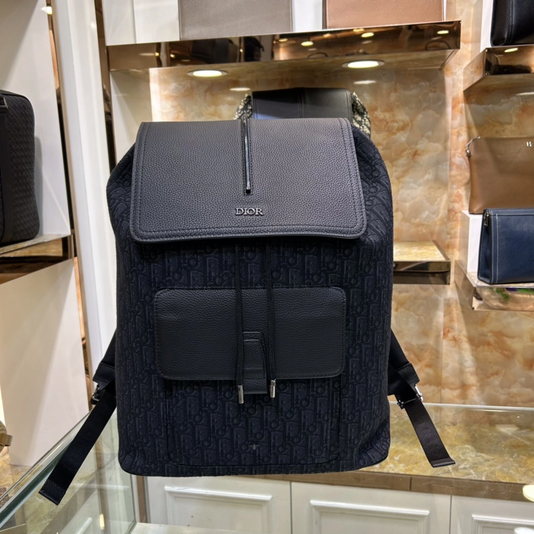 Christian Dior AAA Man Backpacks StreetReady 2784