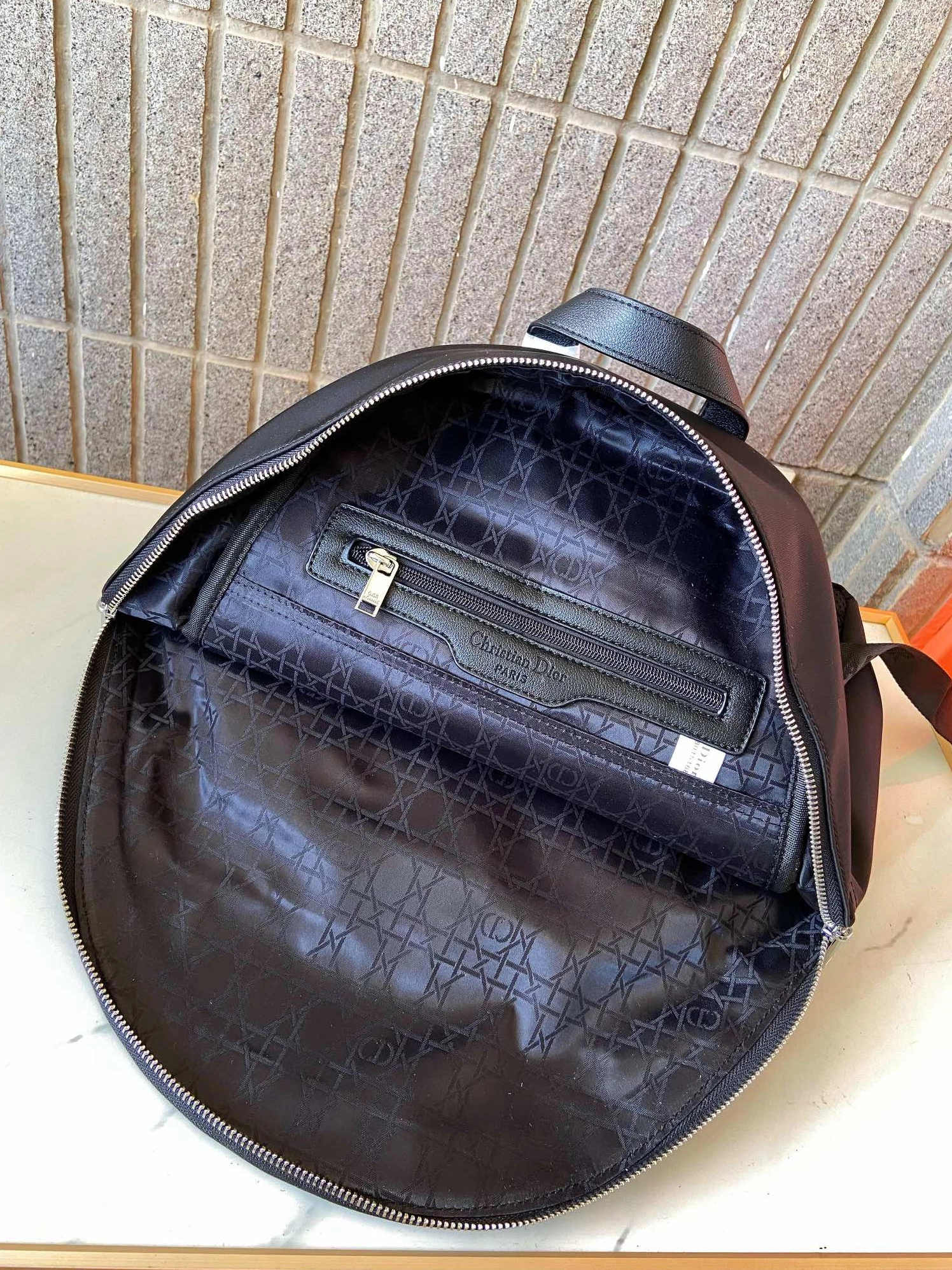 Christian Dior AAA Man Backpacks Timeless 6567