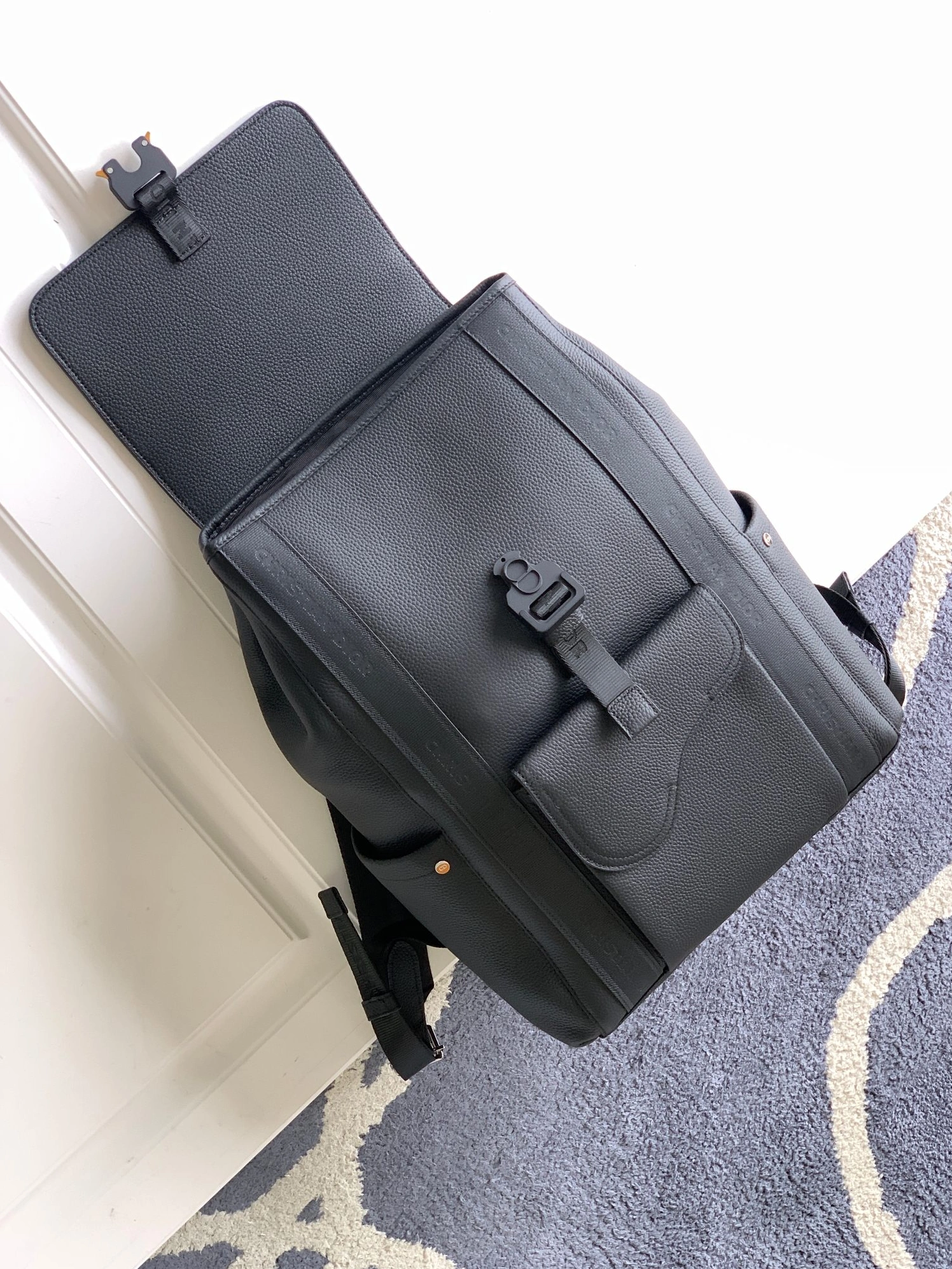 Christian Dior AAA Man Backpacks TopPick 257