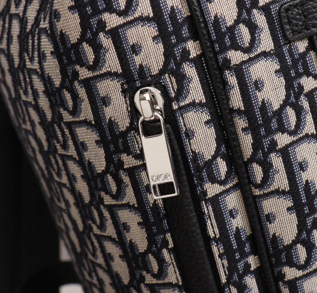 Christian Dior AAA Man Backpacks TopPick 8571