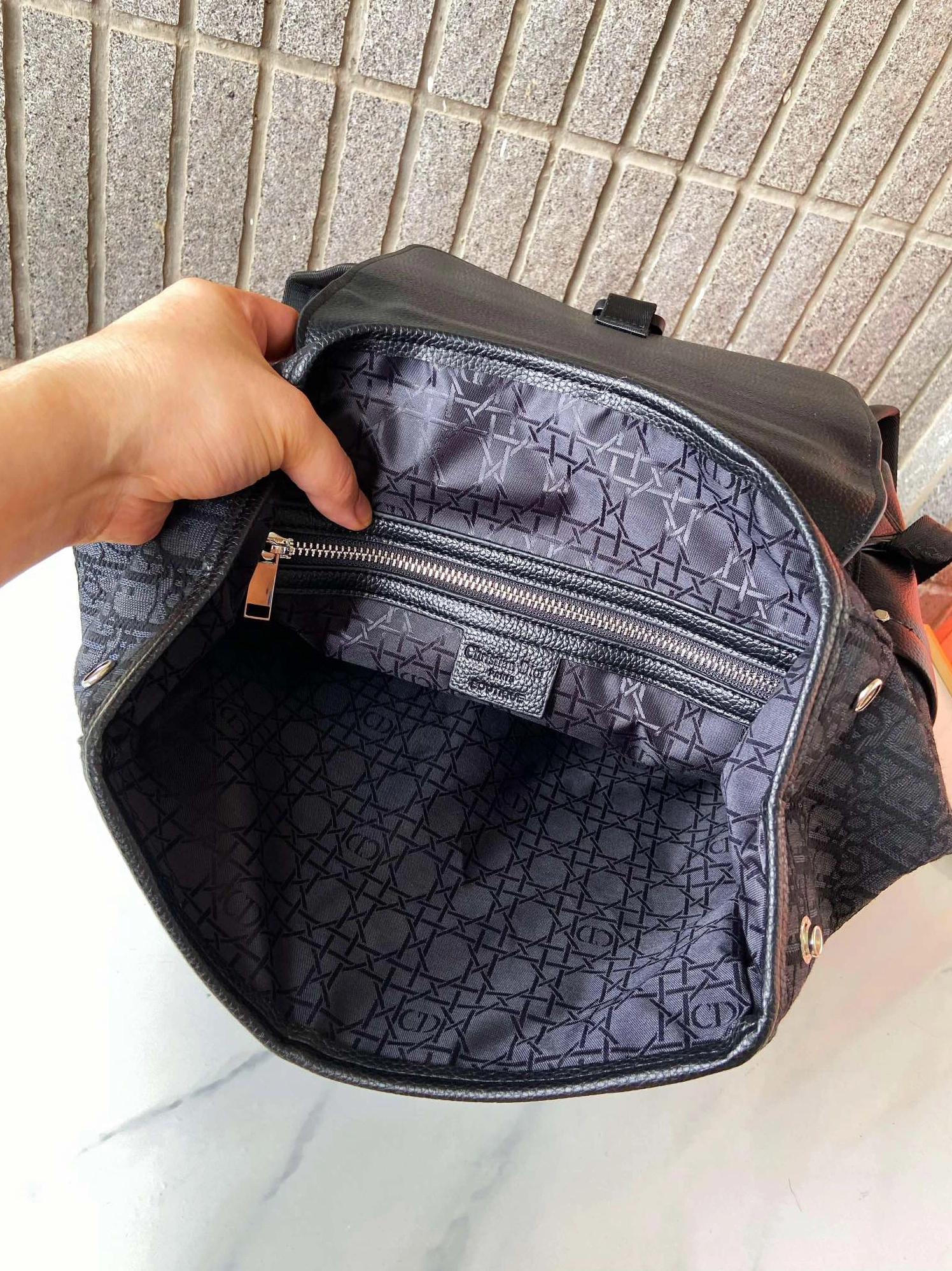 Christian Dior AAA Man Backpacks Unique 8846