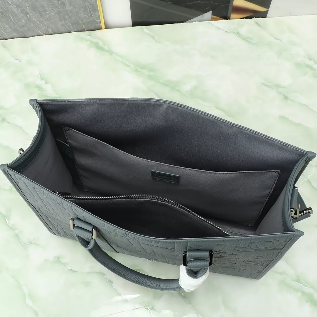 Christian Dior AAA Man Handbags Efficient 9198