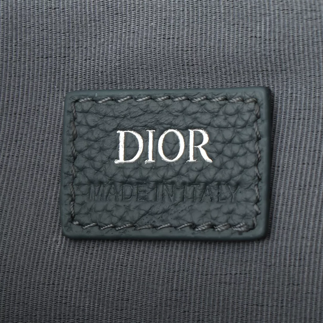 Christian Dior AAA Man Handbags Efficient 9198