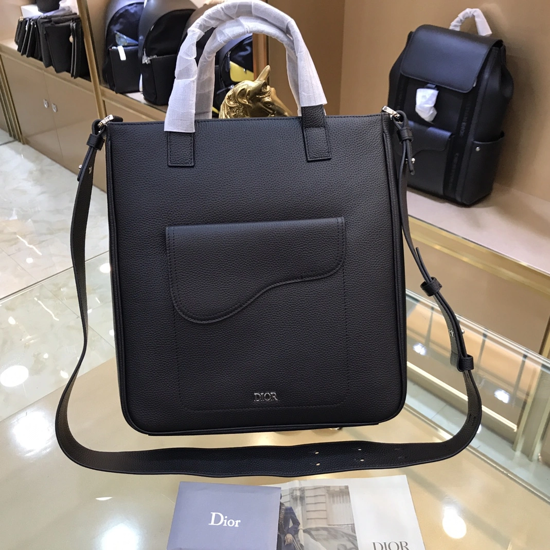 Christian Dior AAA Man Handbags Practical 7381