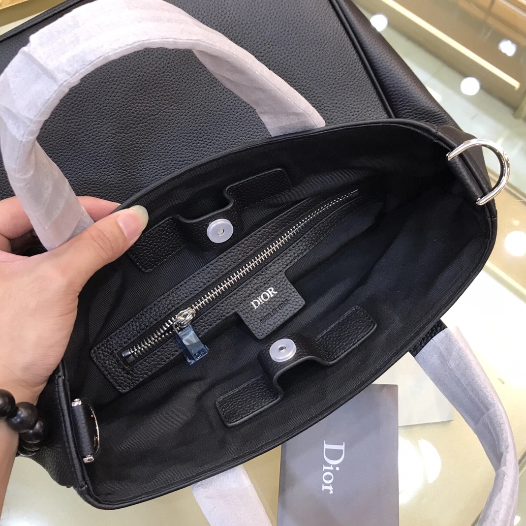 Christian Dior AAA Man Handbags Practical 7381