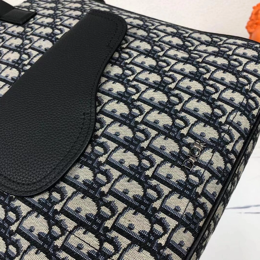 Christian Dior AAA Man Handbags Stylish 6148