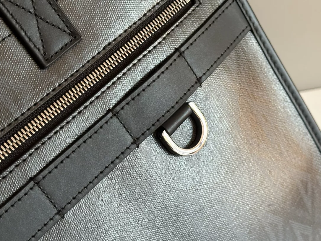 Christian Dior AAA Man Handbags Timeless 5371