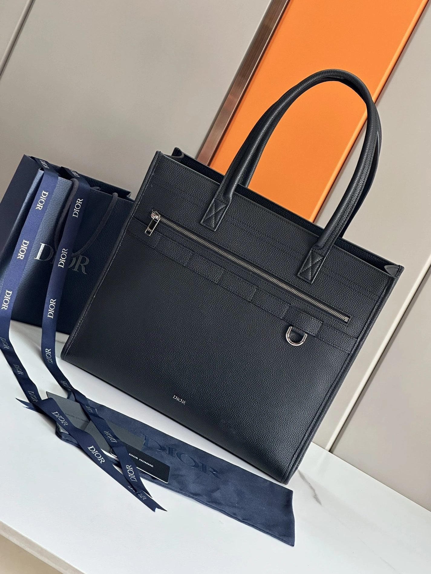 Christian Dior AAA Man Handbags Trendsetting 1248