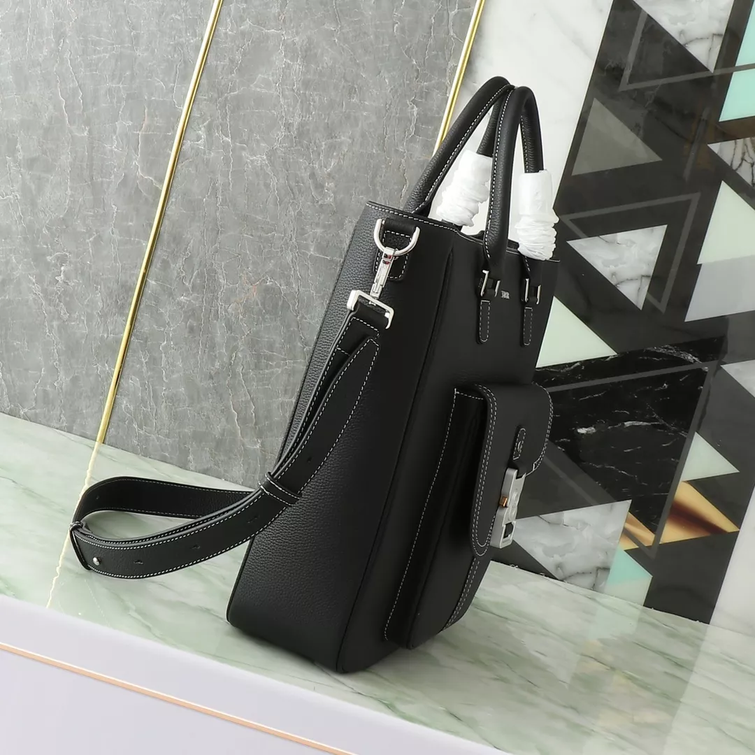Christian Dior AAA Man Handbags Trendy 3364