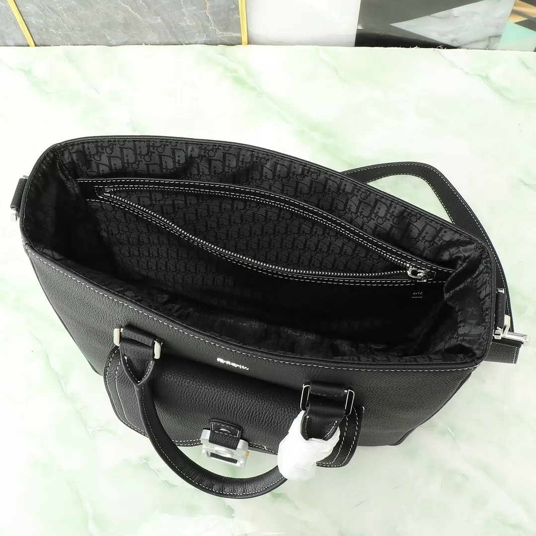 Christian Dior AAA Man Handbags Trendy 3364