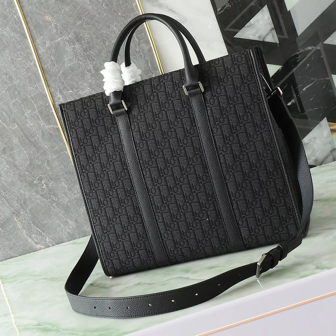 Christian Dior AAA Man Handbags WellDesigned 743