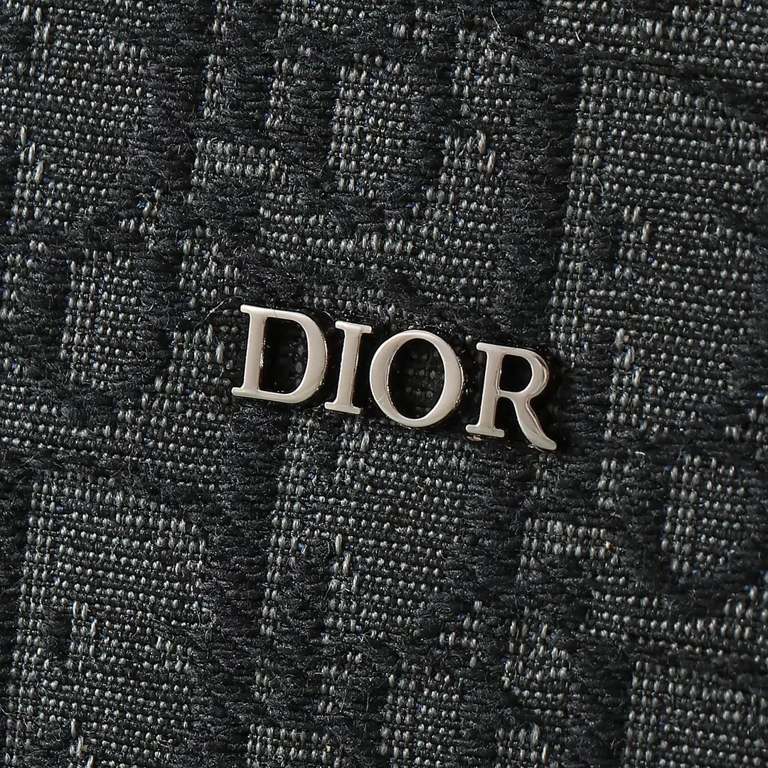 Christian Dior AAA Man Handbags WellDesigned 743