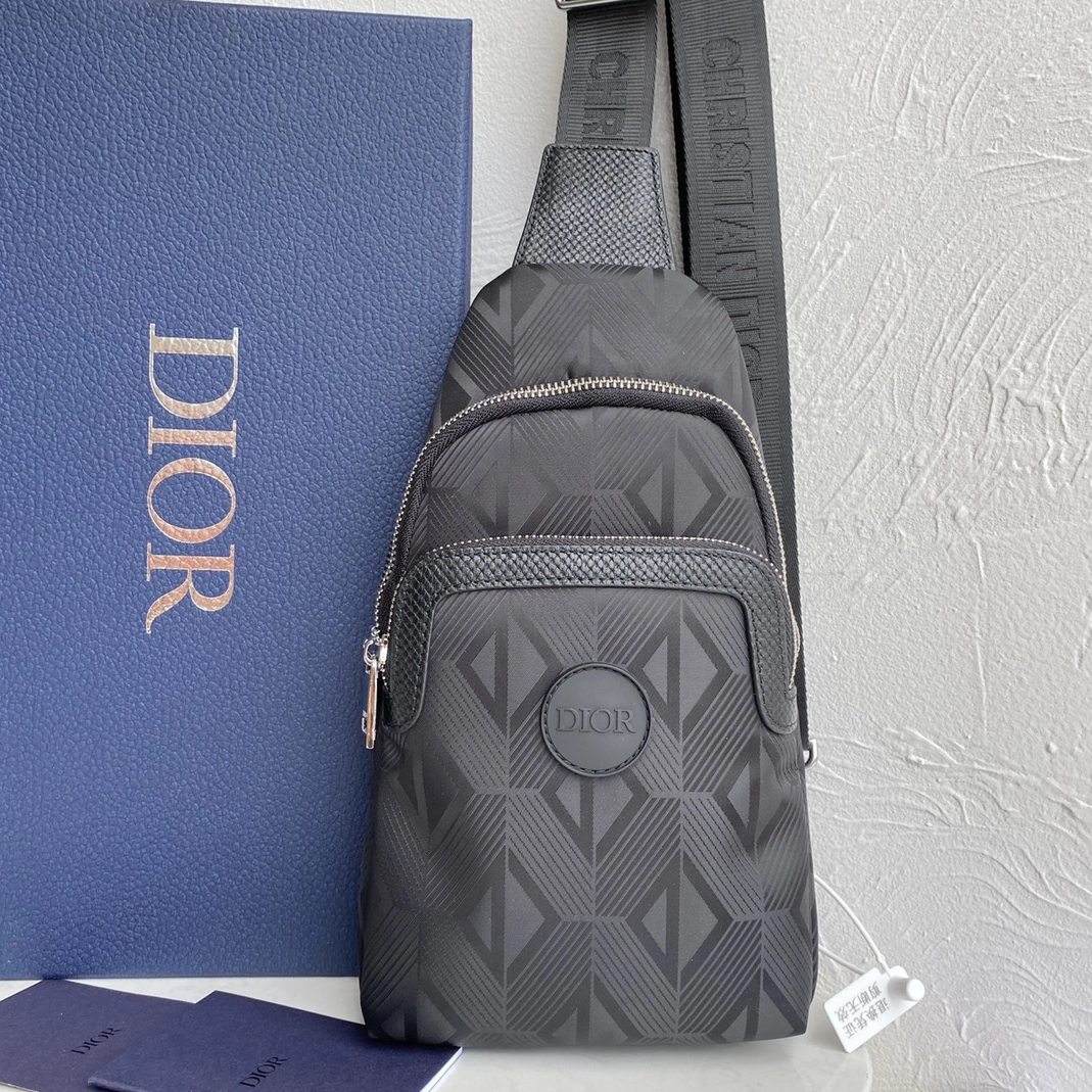Christian Dior AAA Man Messenger Bags Affordable 5550