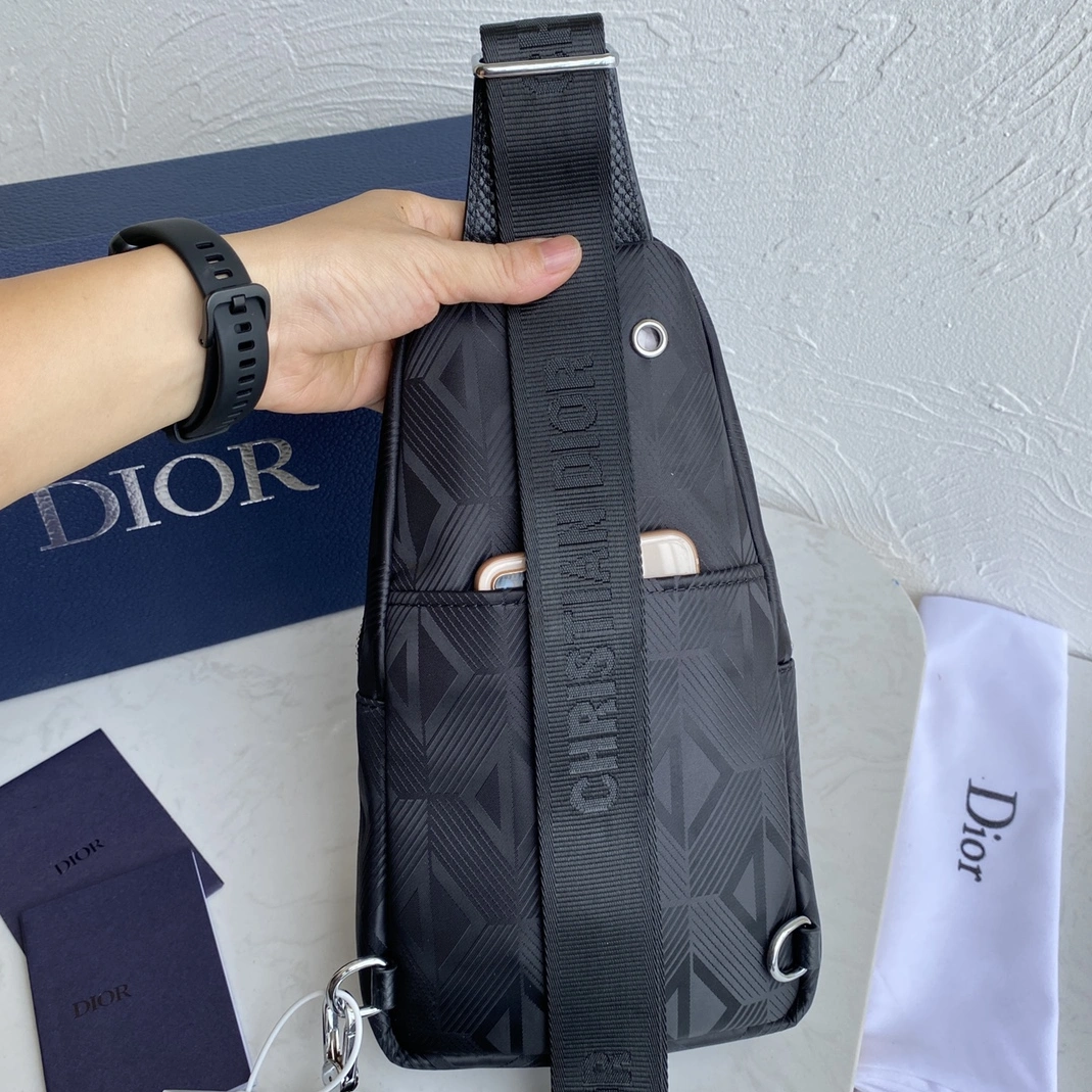 Christian Dior AAA Man Messenger Bags Affordable 5550