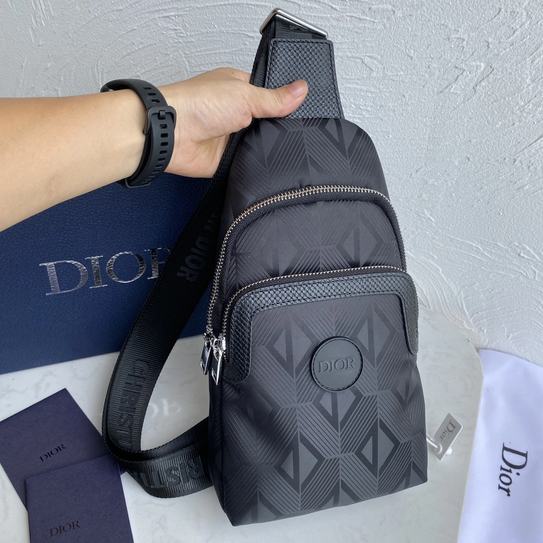 Christian Dior AAA Man Messenger Bags Affordable 5550