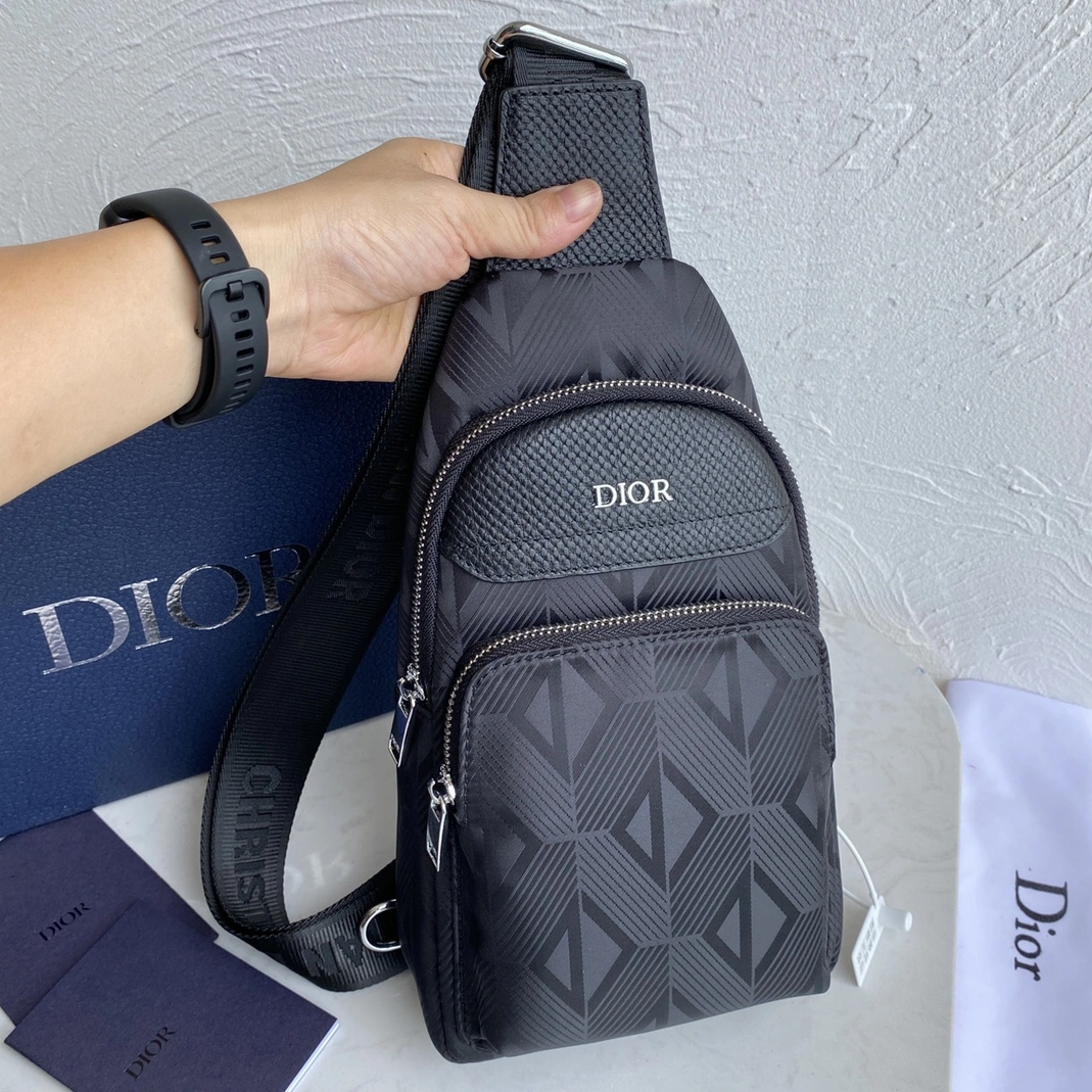 Christian Dior AAA Man Messenger Bags Breathable 3315