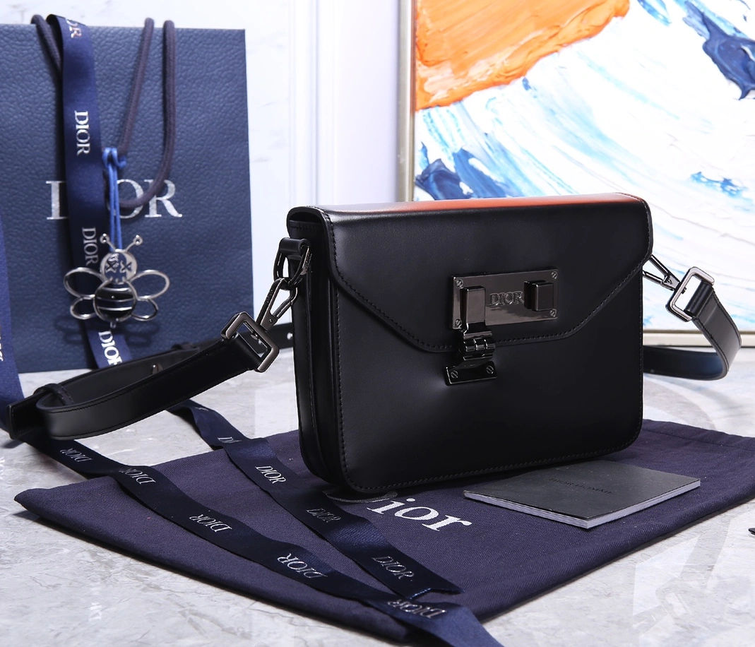 Christian Dior AAA Man Messenger Bags Breathable 6582